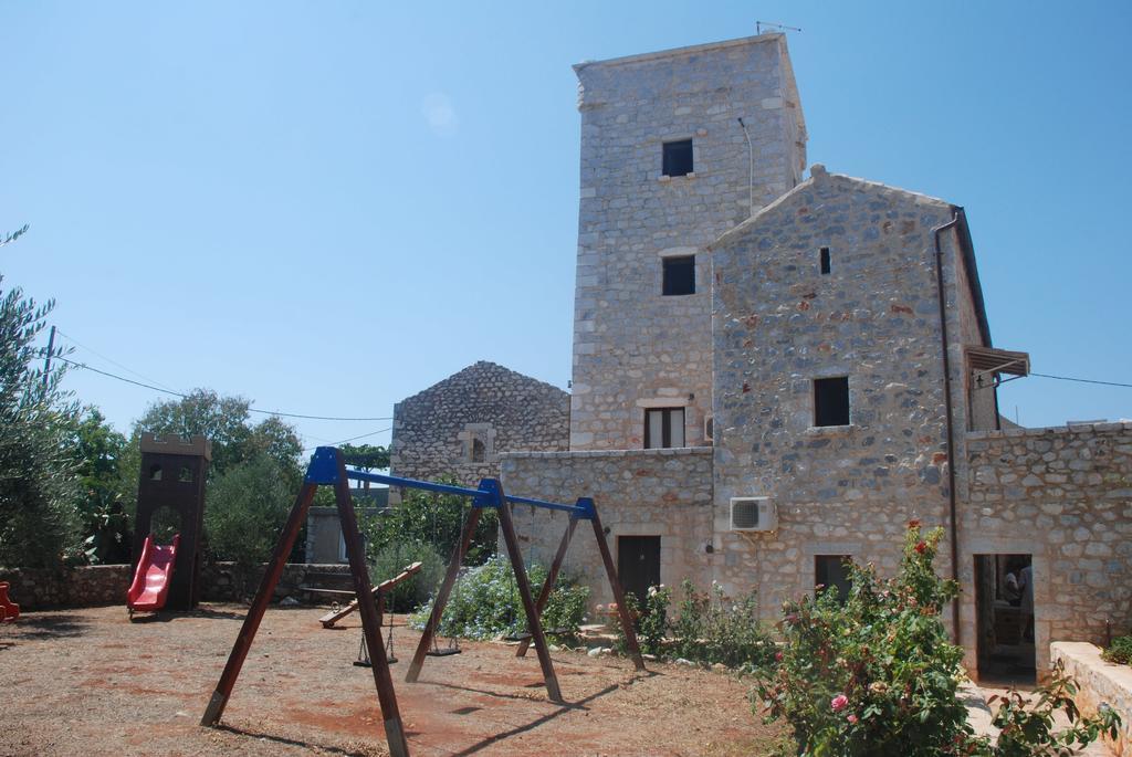 Pirgoi Edem Hotel Pyrgos Dirou Exterior photo